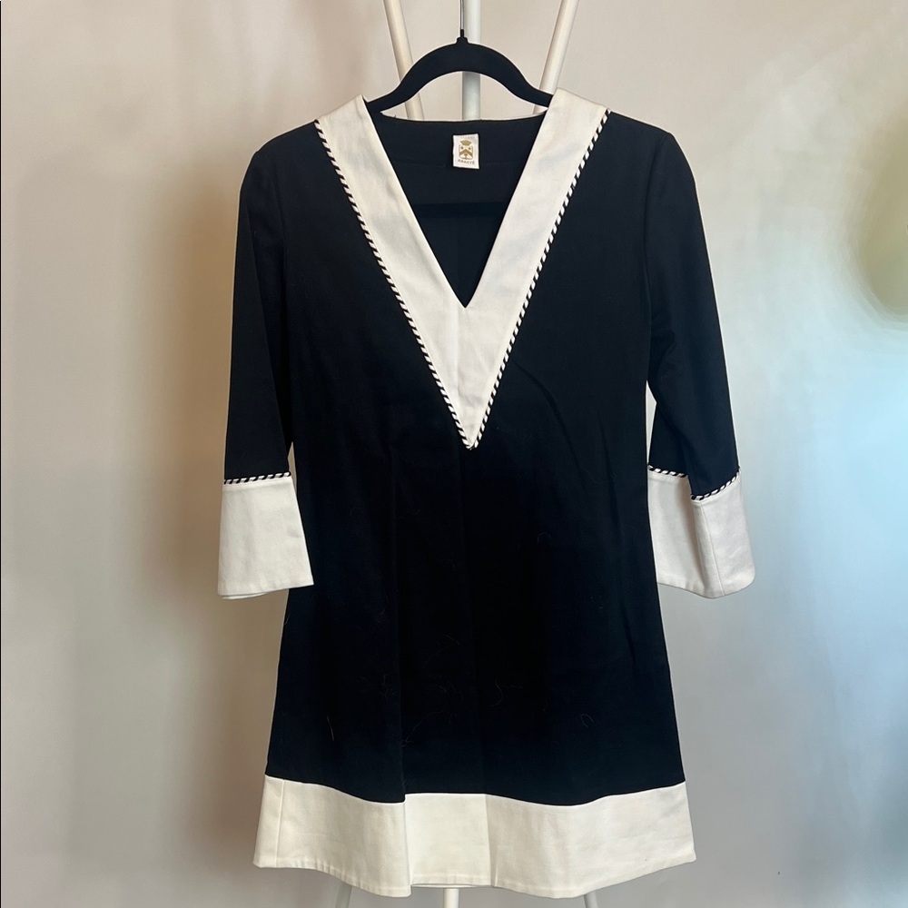 Abaete Black and White Contrast Tunic dress size 4